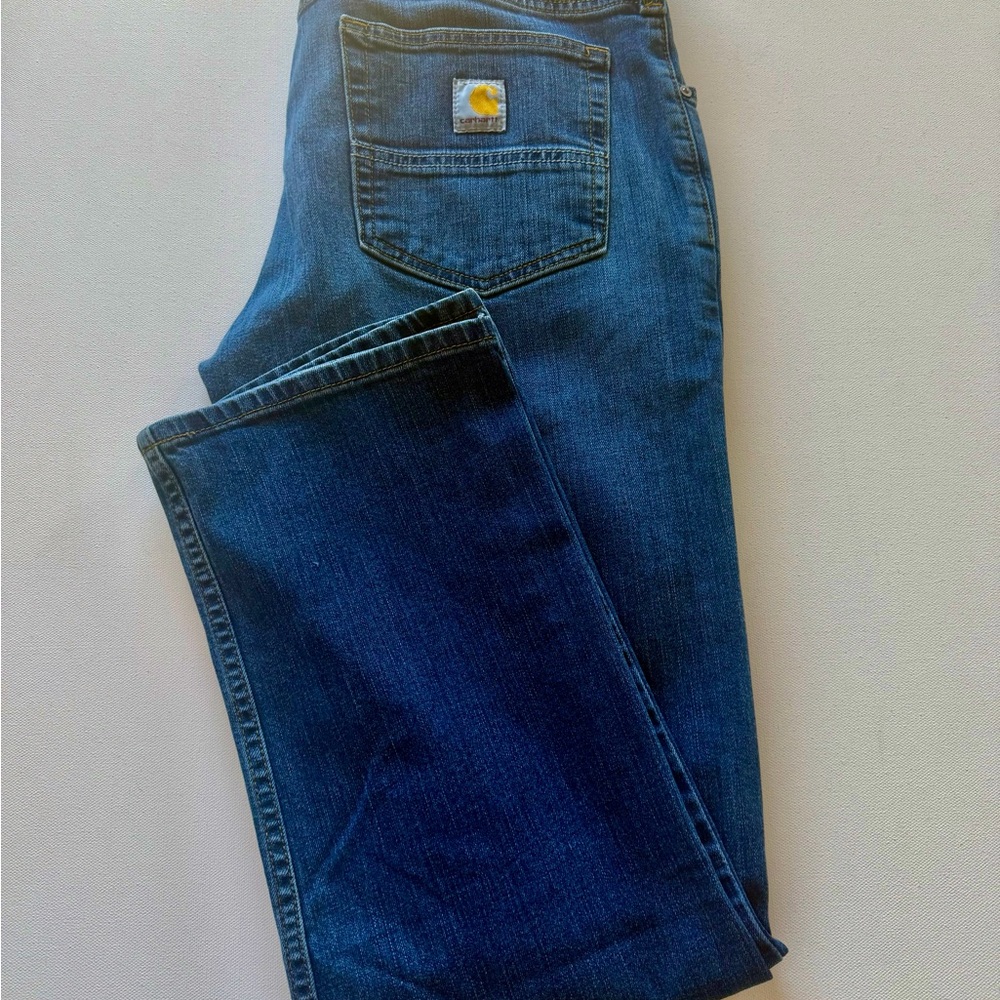 EUC Carhartt Men's Blue Classic Straight Jeans 34x30 (KB3)